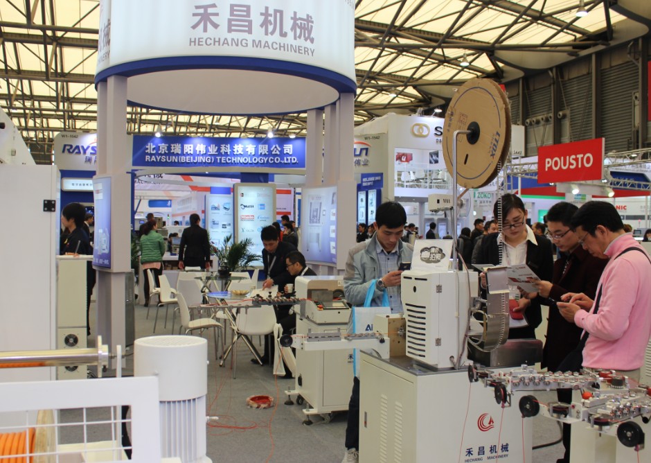 電腦剝線(xiàn)機(jī)是由哪些部件組成的？